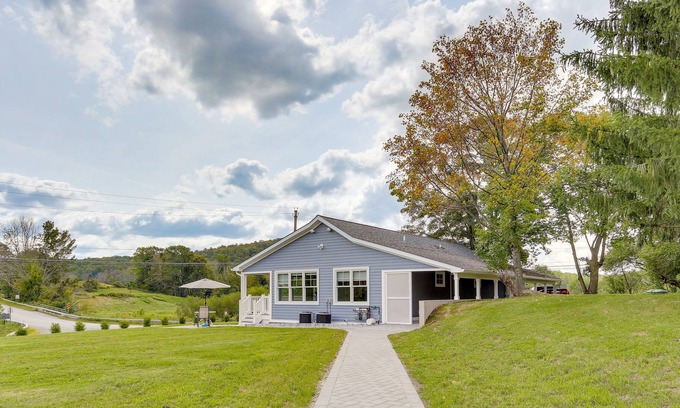 Westtown Apartamento | Charming Cottage Unit in Westtown: Ski & Hike!