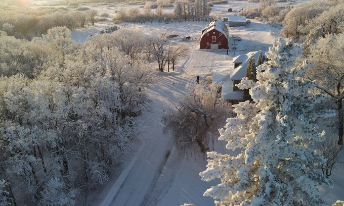 Division No. 4 Casa | Charming Country Barn Loft – Fully Renovated and Ready for Your Stay!
