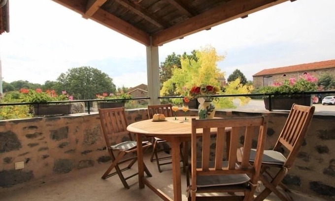Lavaudieu Cabaña | Escapada en antigua residencia con encanto, ideal para familias y empresas