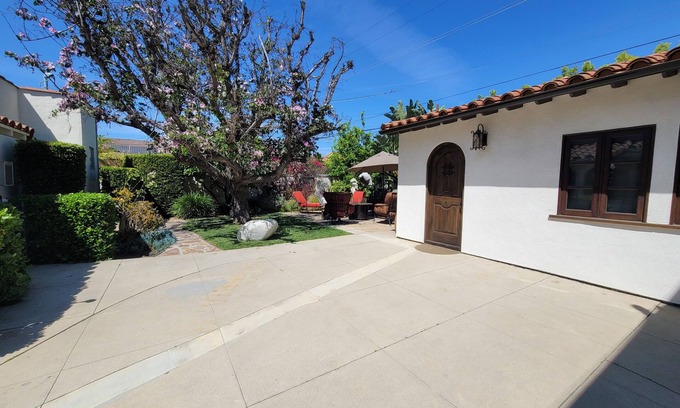 Fairfax District Cabaña | Charming Cozy Casita