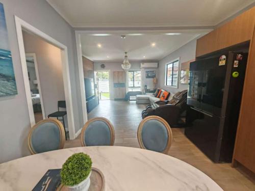 Cannon Hill Casa | Charming Cozy Character Holiday House Cannon Hill 15 mins away from Brisbane CBD