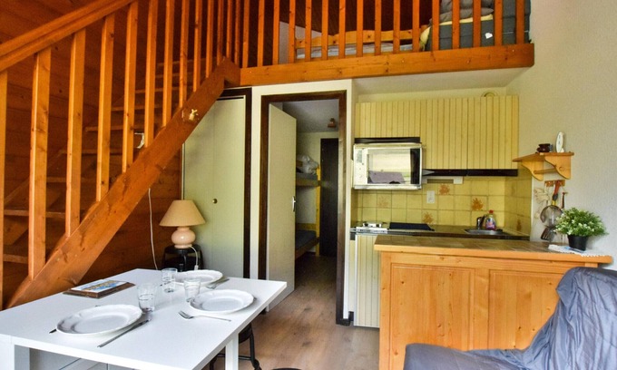 Bernex Apartamento | Encantador dúplex cerca de las pistas para 4 personas con balcón orientado al sur