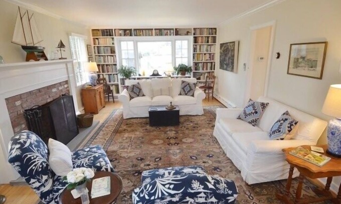 East Hampton North Casa | Encantadora cabaña East Hampton en gran propiedad; pasos al pueblo