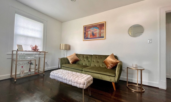 Northern Inglewood Casa | Charming East Nashville Cottage with AC, WiFi, Large Backyard