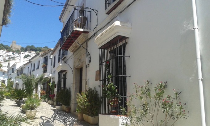 Jimena de la Frontera Casa | Casa de pueblo andaluza con encanto del siglo XVIII
