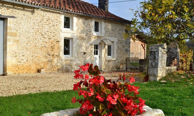 Combiers Cabaña | Casa rural con jardín privado, WIFI, ping-pong, bicicletas y equipamiento para bebés