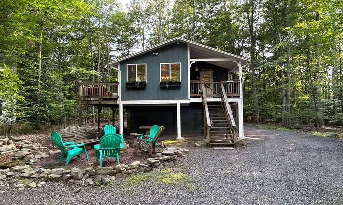 Thornhurst Casa | Charming Family Friendly 3-bedroom house in Pleasant Arrowhead Pocono Lake