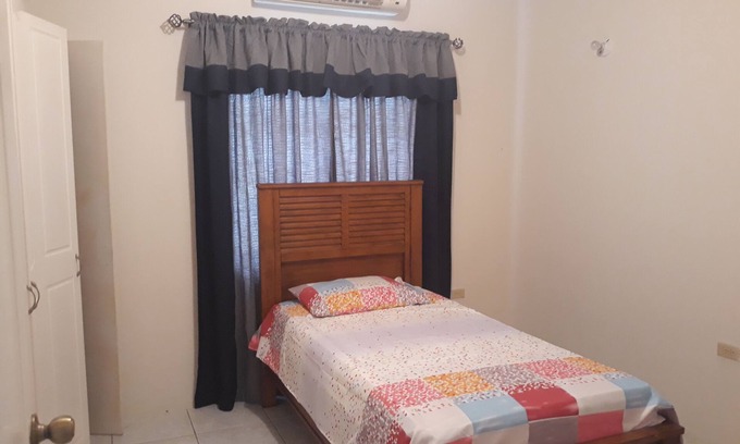 Arima Casa | Charming family home in a serene gated community of The Crossings
