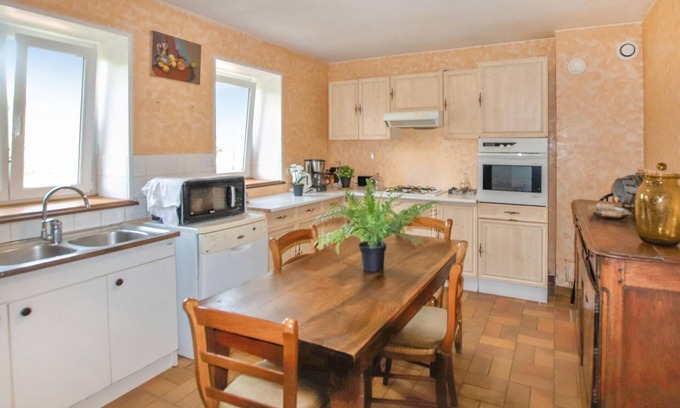 Chenas Casa | Alojamiento de 4 habitaciones en Chénas