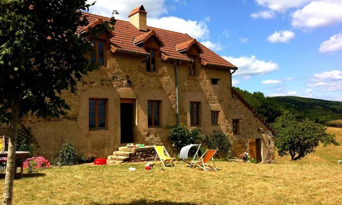 La Grande-Verriere Casa | Charming Farmhouse: 6 Bedrooms - 11 People