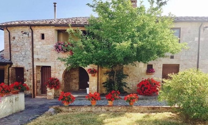 Monteroni d'Arbia Casa | Charming farmhouse with private pool and panoramic view of Siena