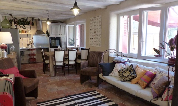 Vicq Cabaña | Acogedora casa rural con jardín cerca de Vulcania, actividades infantiles