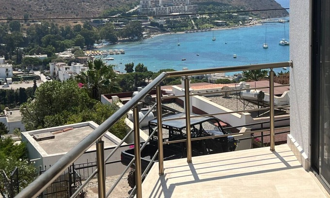 Akyarlar Apartamento | Charming Flat with Sea View near Beach in Akyarlar