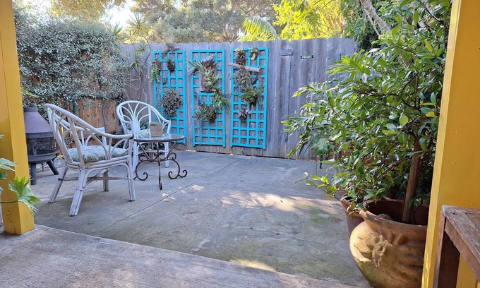 Toro Canyon Apartamento | Charming Foothills Studio with WiFi in Carpinteria