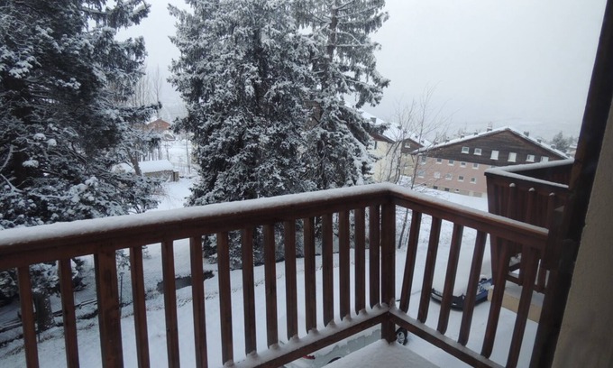 Font-Romeu-Odeillo-Via Apartamento | Charming south-facing studio-cabin for 4 people