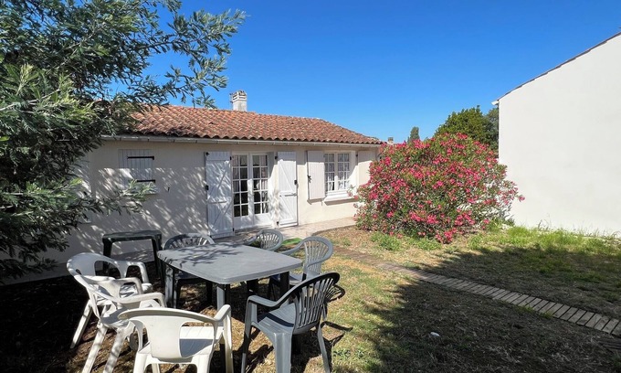 Le Grand-Village-Plage Casa | Casa encantadora con jardín, a 10 minutos de la playa, ideal para parejas o familias pequeñas