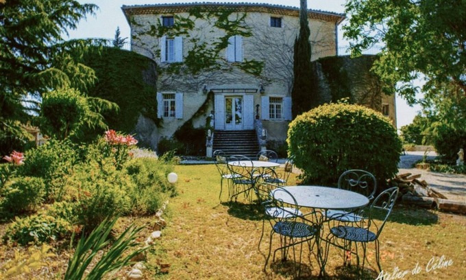 Montboucher-sur-Jabron Apartamento | Charming apartment in peaceful Montboucher-sur-Jabron with magnifique view