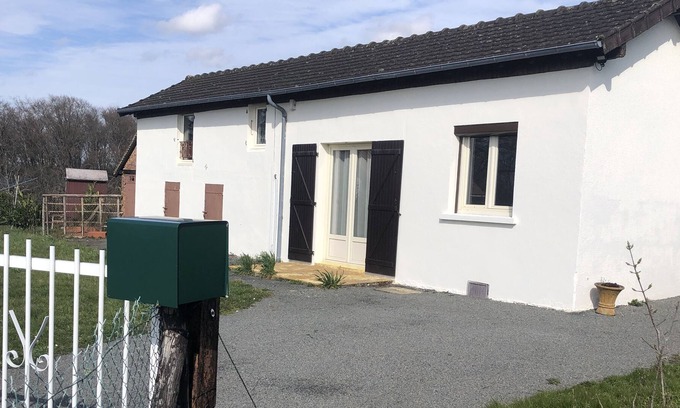 Saint-Pierre-de-Frugie Casa | Charming house in the Dordogne near cultural sites and landscaped lake