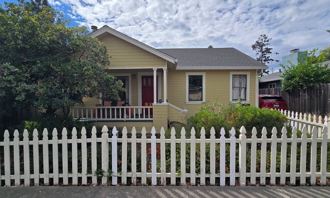 Napa Cabaña | Charming Getaway – Cozy Pet-Friendly Cottage