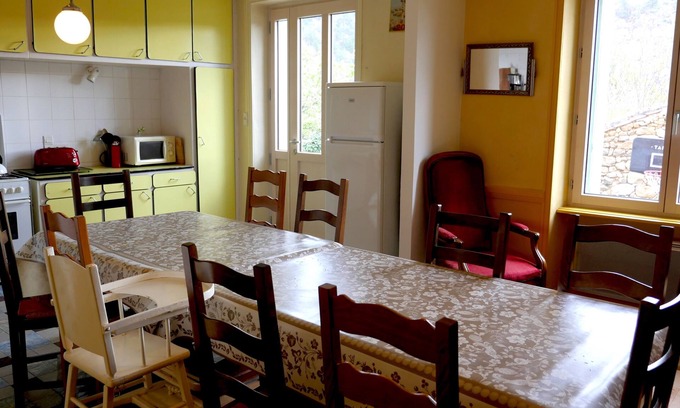 Arlet Cabaña | Encantadora casa de campo, hasta 12 personas, en el corazón del valle de Allier