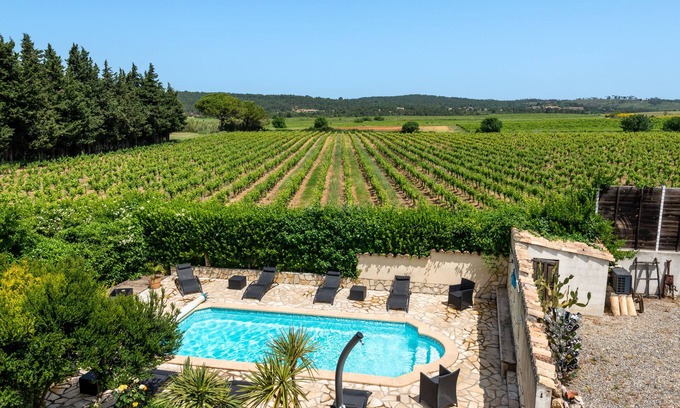 Fabrezan Casa | Encantadora casa de campo, piscina climatizada, en un viñedo a 30 minutos del mar.