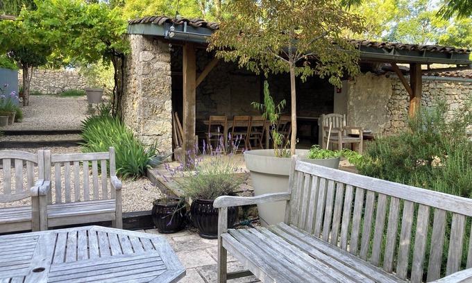 Touffailles Casa | Charming gîte with swimming pool & large garden, Tarn-et-Garonne