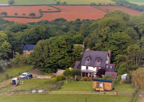 St Wenn Cama Y Desayuno | Charming Guest House in Cornish Countryside