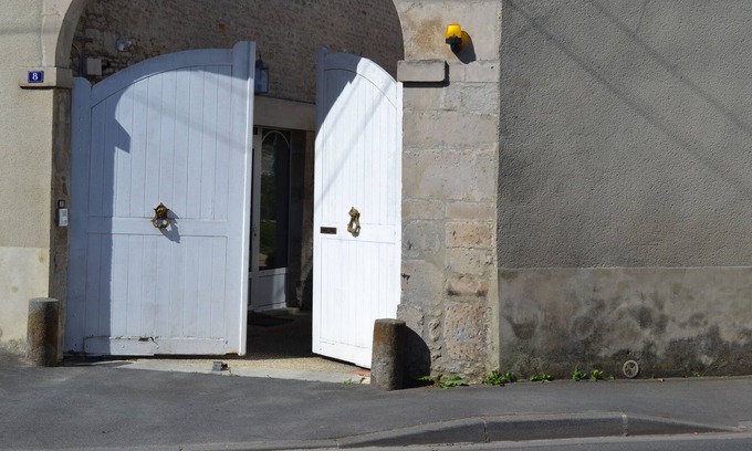 Falaise Cama Y Desayuno | Encantadora casa de huéspedes en Falaise. entrenamiento de 17 siglo. acantilado Centro