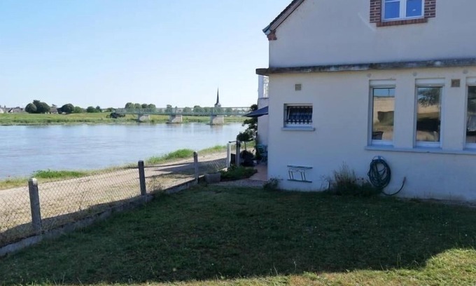 Saint-Pere-sur-Loire Cabaña | Encantadora Casa para 6 en St Père-sur-Loire, Vista al Loira