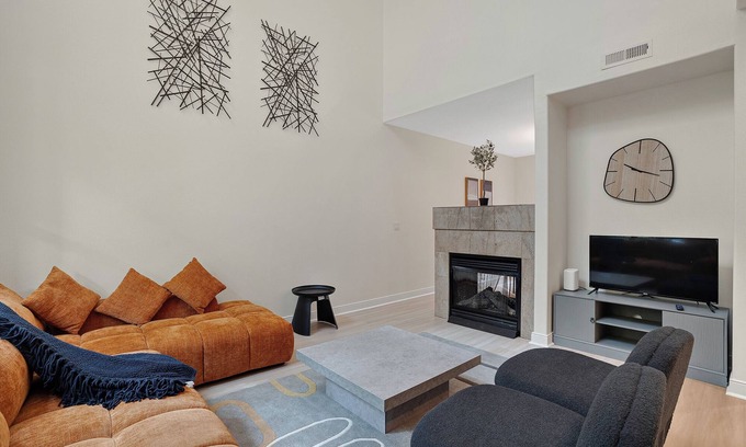 Orenco Station Condominio | Charming Hillsboro Condo with Pool and Gym, Centrally Located