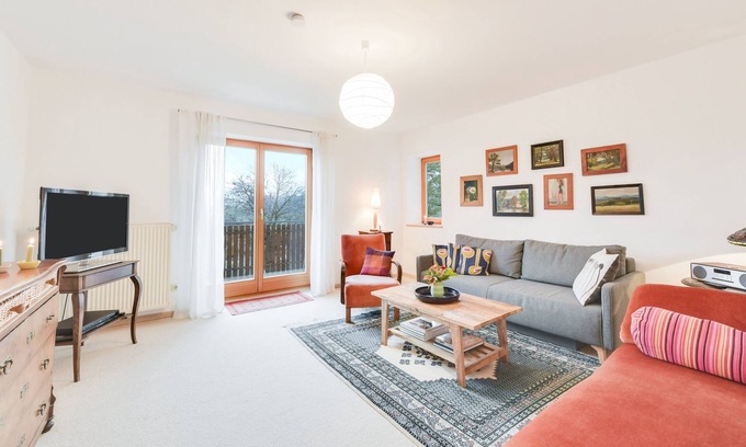 Samerberg Apartamento | Encantador apartamento vacacional "Ferienwohnung Keul" con vistas a la montaña