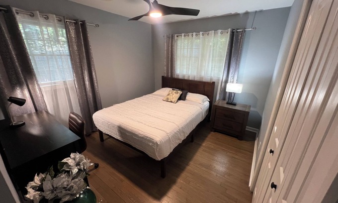 Church Street Casa | Charming Home 10min from Airport, close to DT Atlanta . Enjoy privacy & comfort!