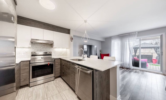 Chambly Casa | Charming home 5min from the lake