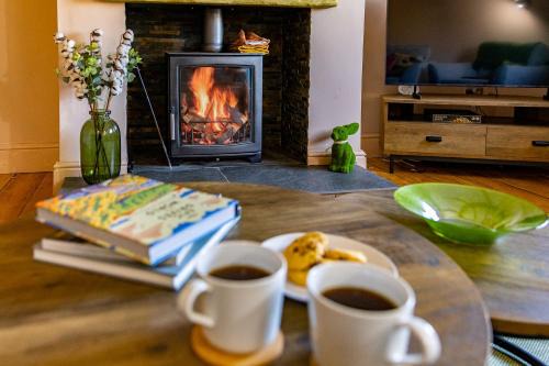 Ridgeway Apartamento | Charming Home for 10 - Perfect for Work & Leisure Stays