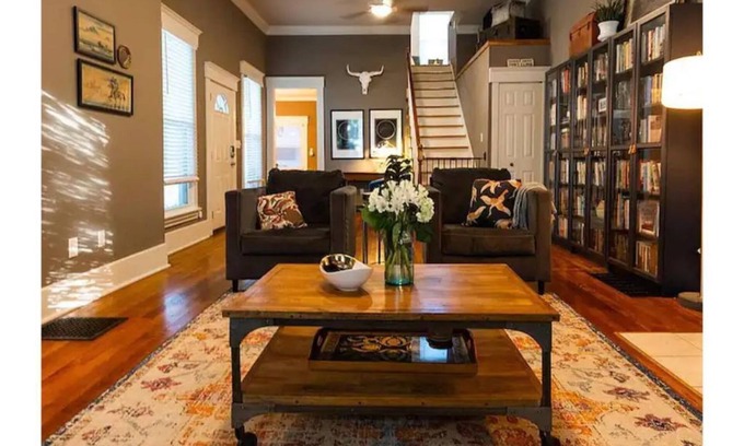 Tyler Park Casa | Charming Home just off Bardstown Rd