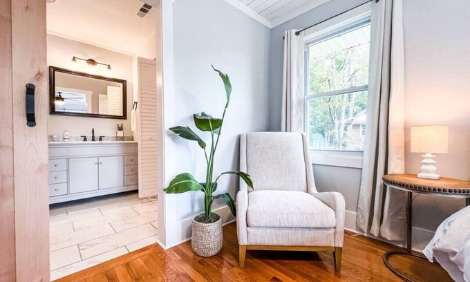 Wilmington Casa | Charming Home w/ King Beds, Fire Pit+Table Tennis