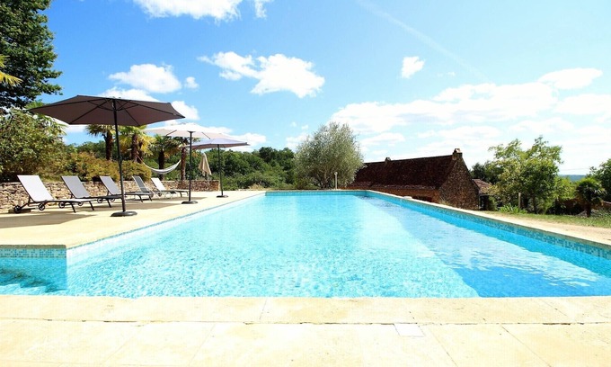 Bezenac Villa | CASA CON ENCANTO - AUTENTICIDAD - PISCINA