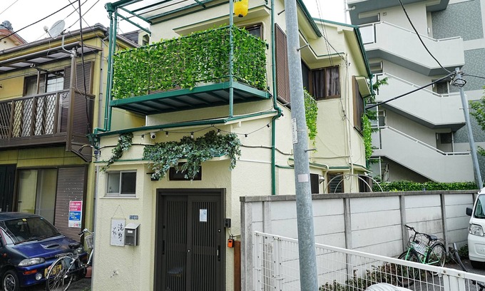 Kita Casa | Charming House by the Cherry Blossoms of Takino River