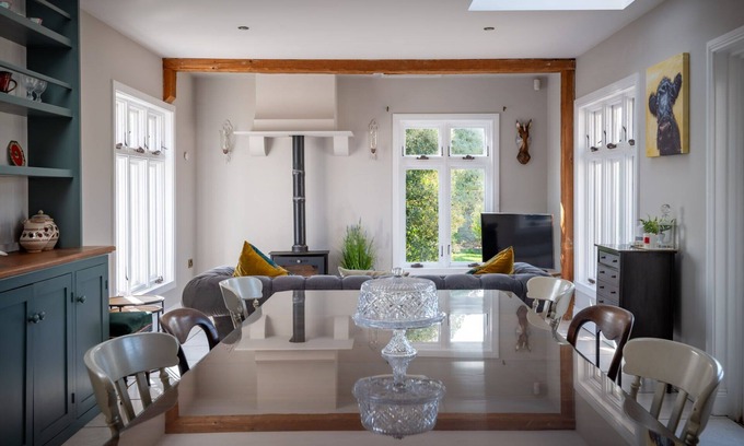 Watergrasshill Casa | Charming House Close to Cork City
