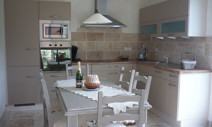 Eguisheim Casa | Charming house for 6 people in EGUISHEIM - Gîte LIBELLULE