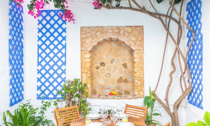 Barbate Apartamento | Casa con Encanto en Casco Antiguo | El Patio Te Encantará