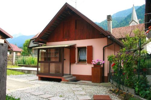 Pontebba Casa | Charming House in Pontebba, Mountain View, Enclosed Garden