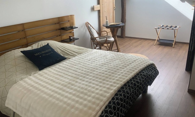 Demigny Apartamento | Charming house in the heart of Burgundy, close to Beaune and the wine route.