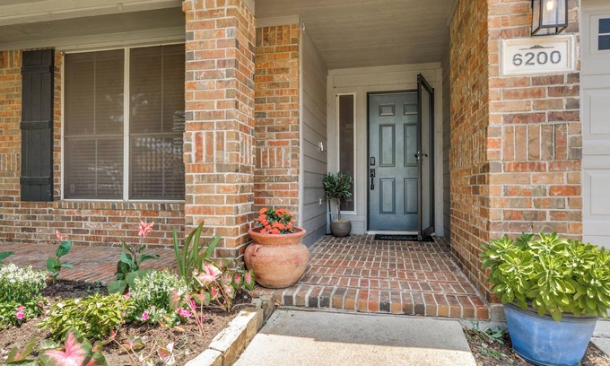 Flower Mound Casa | Charming house in wonderful Flower Mound with AC