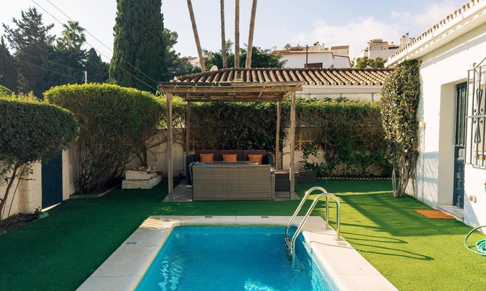 Torremolinos Casa | Charming house with private pool, garden, shade areas & bbq