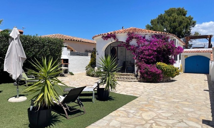 Miami Platja Casa | Hermosa Casa Individual con Jardin y Terraza