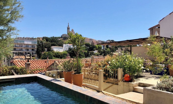 Saint-Lambert Casa | Centro de Marsella, magnífica casa con piscina, jardín, vistas al mar y Bonne Mère