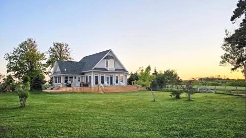 Princetown Casa | Charming Island Getaway