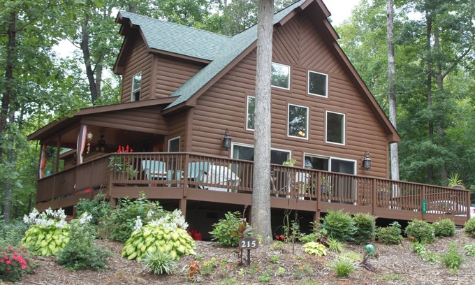 Serenity Bay Casa | Encantador Keowee Lakeview Home - Cerca de Clemson