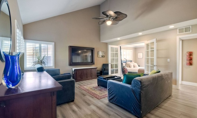 San Diego Villa | Charming La Jolla Area, 4bd/2bth w/ Putting Green and NEW Ping Pong Table!